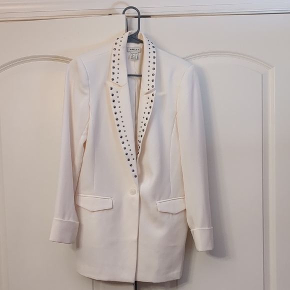 ARIAT WOMEN'S ACE STUDDED CREPE BLAZER - Picture 3 of 10